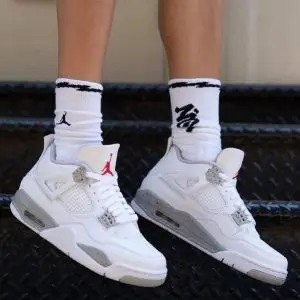 Air Jordan 4 Retro White Oreo