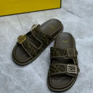 Fendi slipper for men | 450 AED