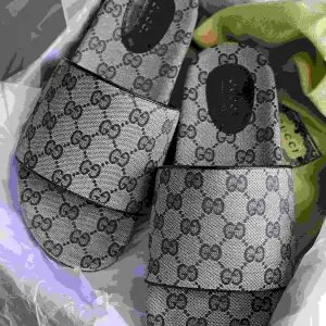 Gucci slipper for men | 350 AED