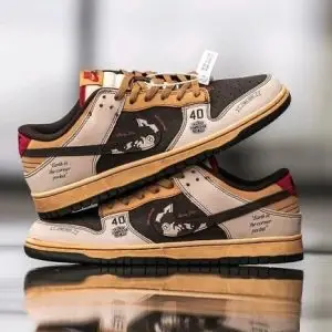 Nike shoes | 300 AED