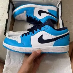 Jordan 1 Low UNC