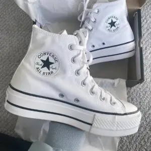 CONVERSE CHUKE TAYLOR ALL STAR CANVAS PLAT FORM HIGH TOP