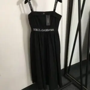 D & G