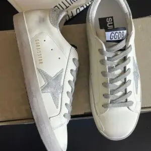 GOLDEN GOOSE