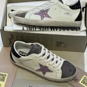 GOLDEN GOOSE