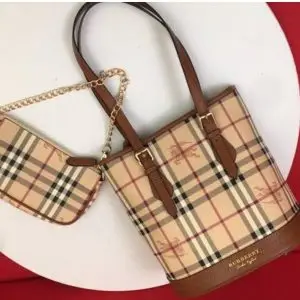 LOUSE VUITTON