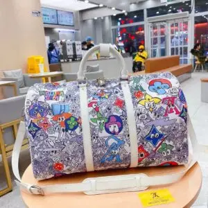 LOUSE VUITTON