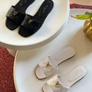 LOUSE VUITTON