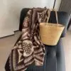 LOUSE VUITTON