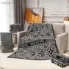 LOUSE VUITTON