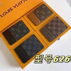 LOUSE VUITTON