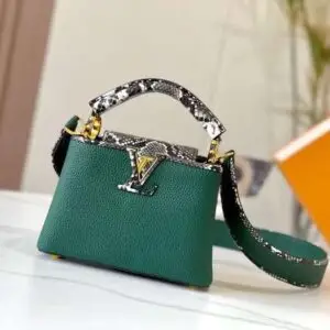 LOUSE VUITTON