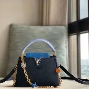 LOUSE VUITTON