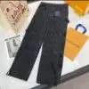 LOUSE VUITTON