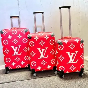 LOUSE VUITTON