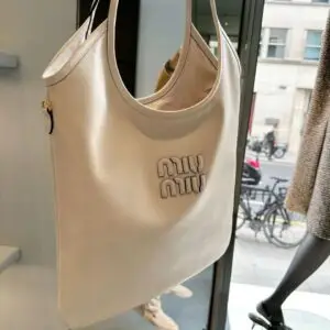 MIU MIU