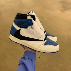 TRAVIS SCOTT X FRAGMENT X AIR JORDAN 1