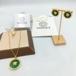 VERSACE