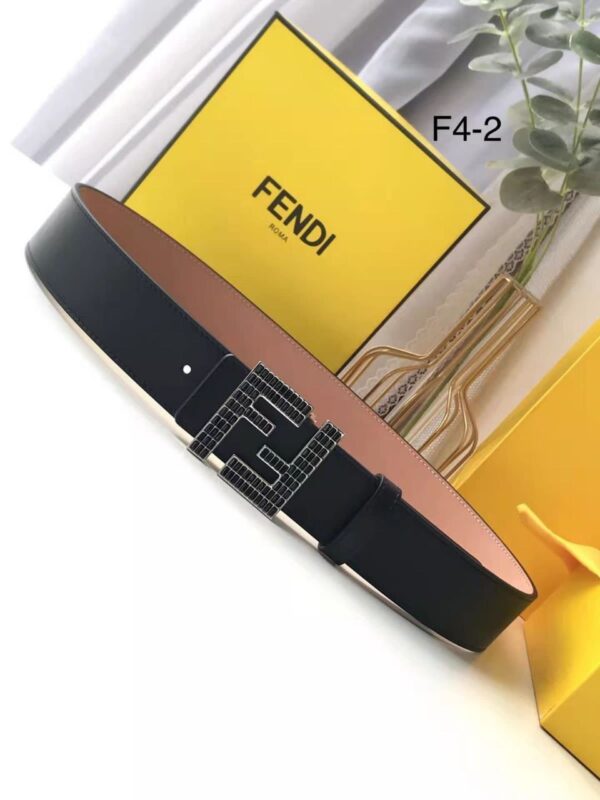 leather belt - Dubai Fashion LUX