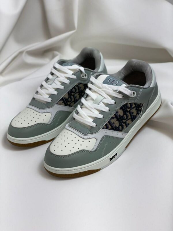 Smooth Calfskin with Oblique Jacquard Motif - Dubai Fashion LUX