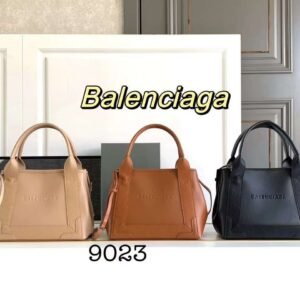 Design Cabas Small Tote Bag Leather Light Beige - Dubai Fashion LUX