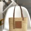 Design Small Square Basket bag in raffia and calfskin - Dubai Fashion LUX