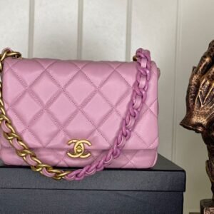 Matelasse Bag - Dubai Fashion LUX