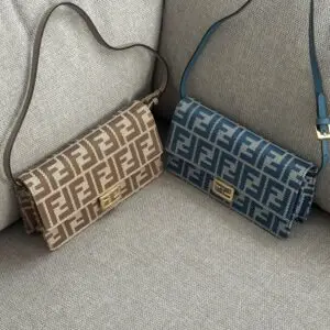 FENDI BAGUETTE SHOULDER BAG